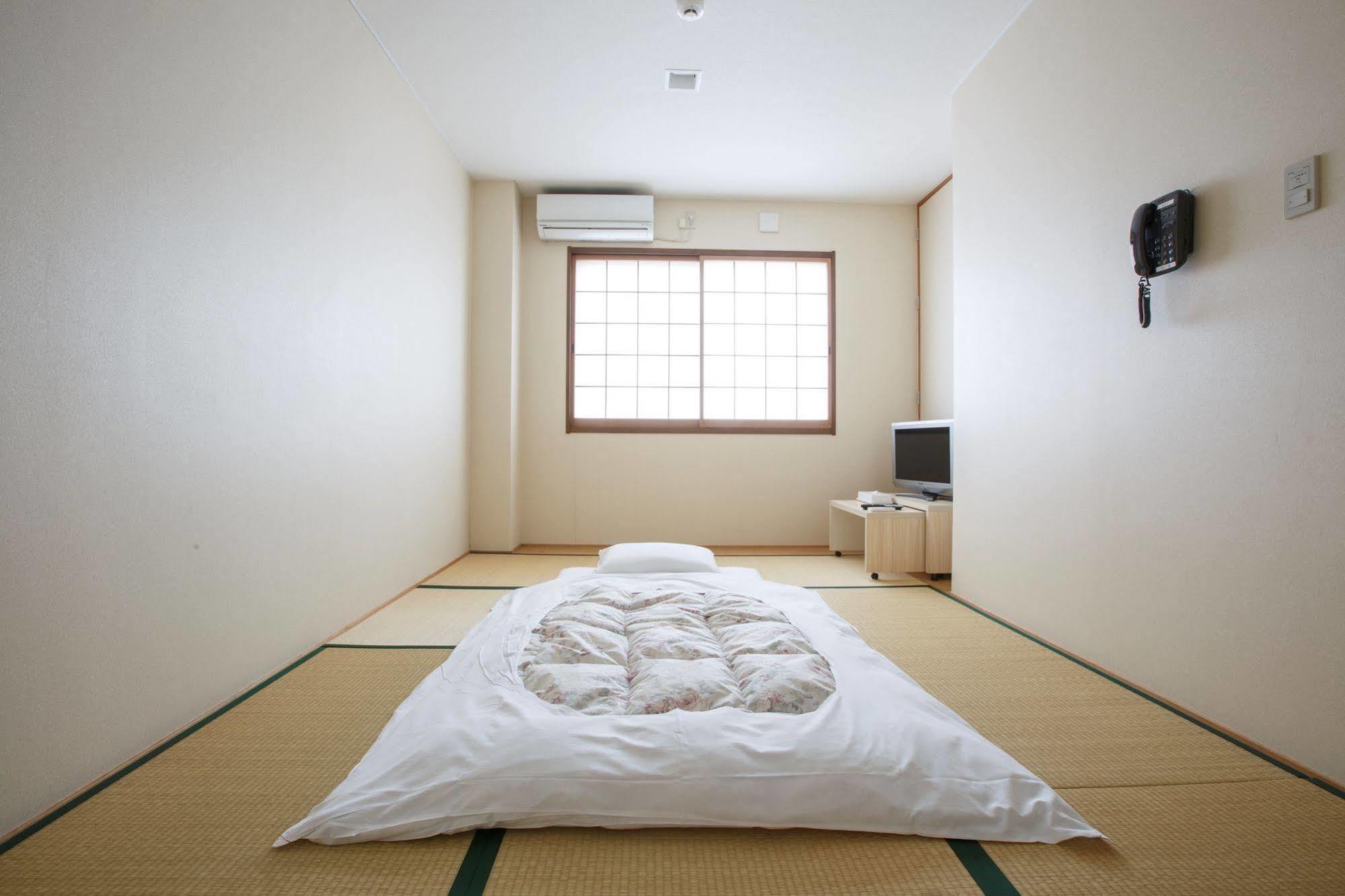 Business Inn Umesaki - Vacation Stay 63382V Nagasu Kültér fotó